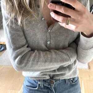 Cashmere button up grey small